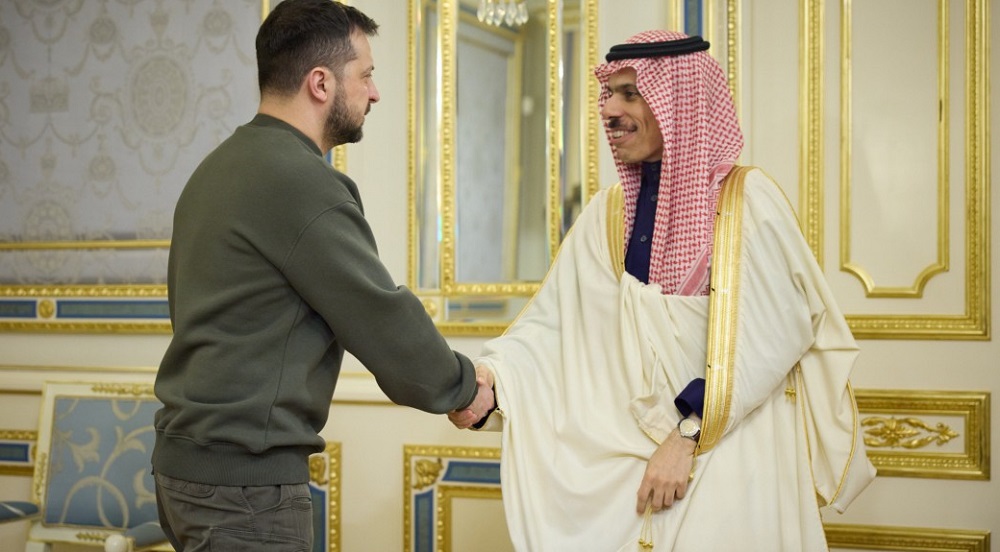 Arabia Saudite jep 400 milione dollare ndihme per Ukrainen